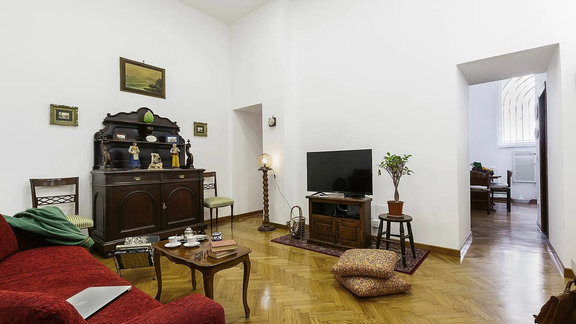 Apartment Margherita A Chiaia Naples