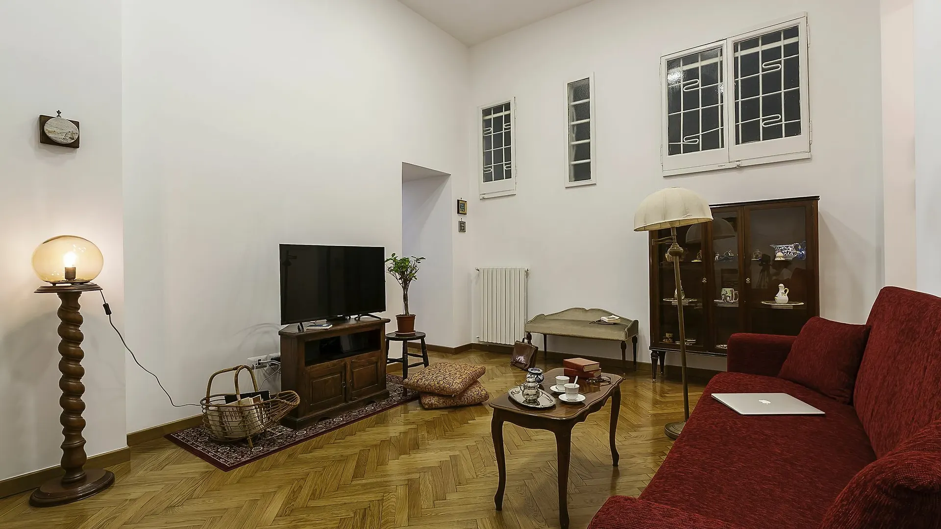 Margherita A Chiaia Naples Apartment